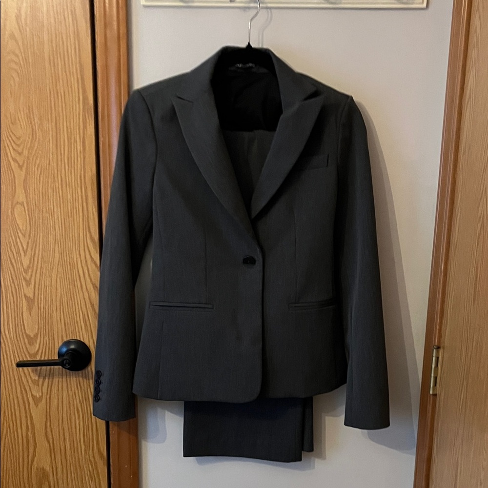 Express Charcoal Women's Suit Set